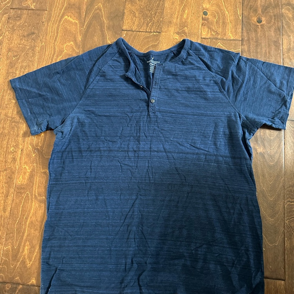 American Eagle Outfitters Navy Short Sleeve Tee